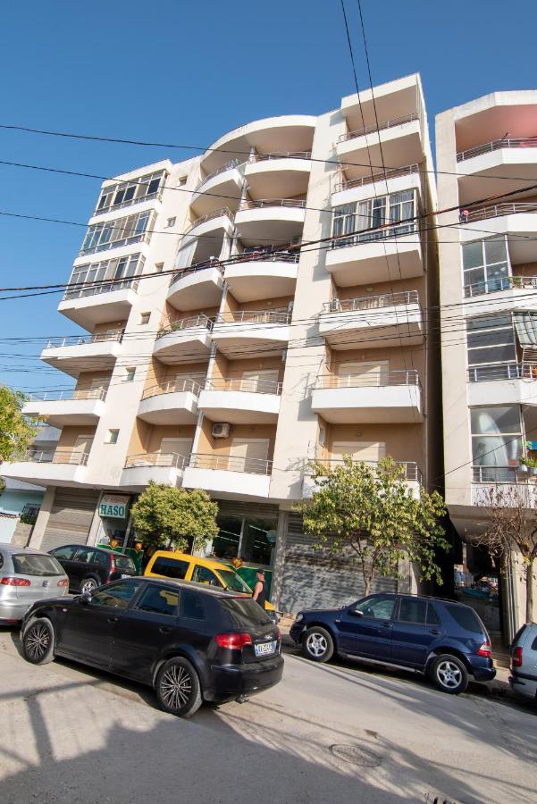Ami Apartament Vlorë Exterior foto